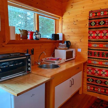 Beautiful Cottage In 크베라게르디 외부 사진