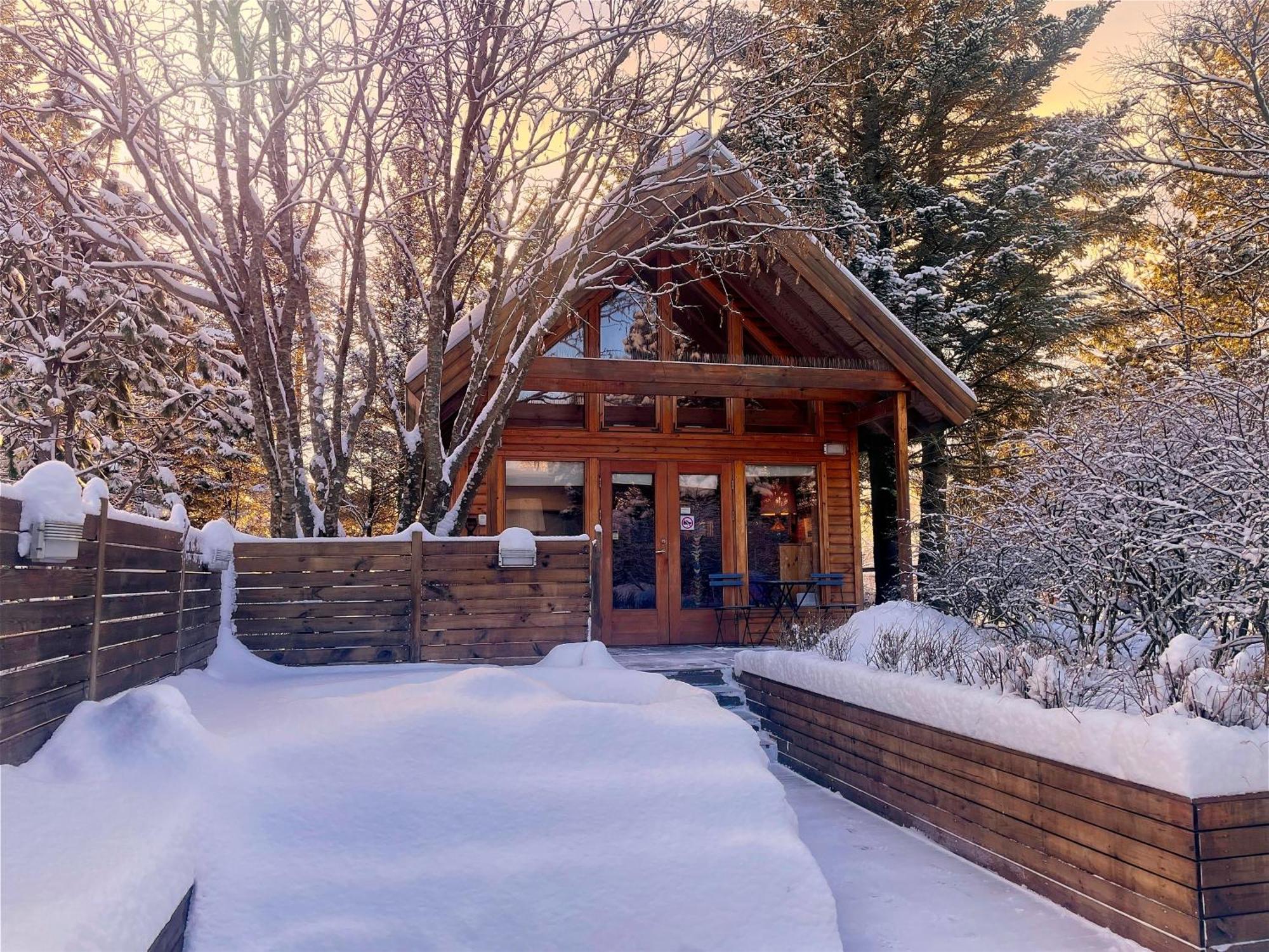 Beautiful Cottage In 크베라게르디 외부 사진