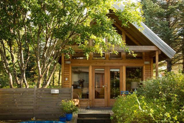 Beautiful Cottage In 크베라게르디 외부 사진